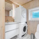 Casa vacanze Lovely In With Sauna *