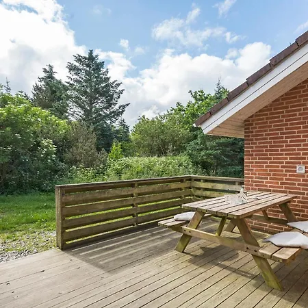 Holiday home 5 Bedroom Beautiful In Ringkobing