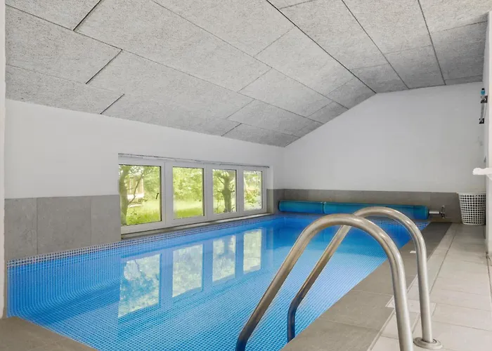 Beautiful In With Sauna Vakantiehuis
